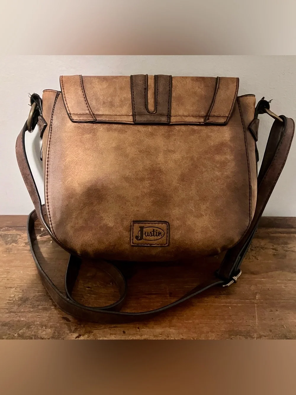 JUSTIN WOMEN'S SADDLE BAG